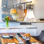 Altstadt Apartman *