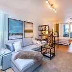 Altstadt Apartman *
