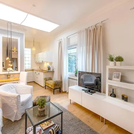 Altstadt Apartmán *