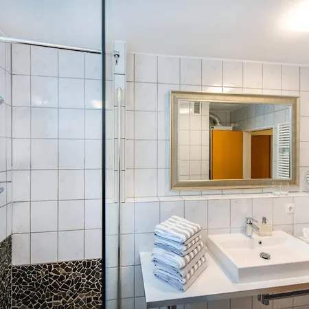 Altstadt Apartament *