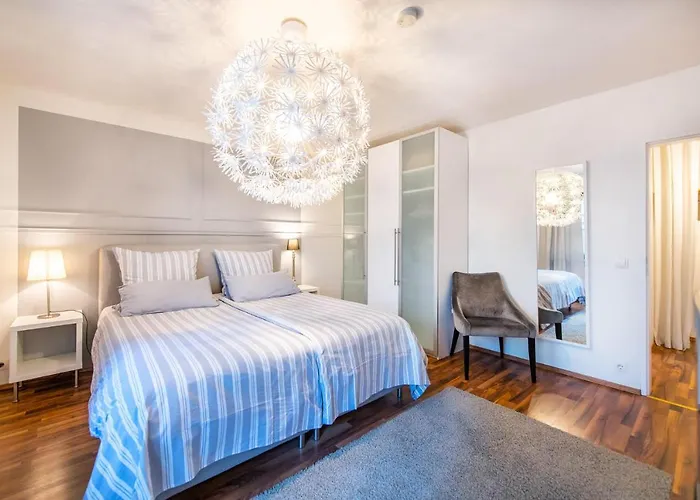 Altstadt Apartament *