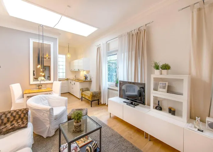 Altstadt Apartament *