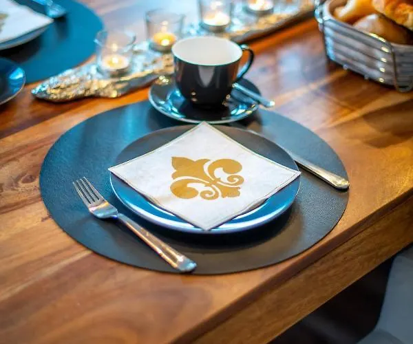 شقة فرينفونينغ كوبلنز ألتشتات